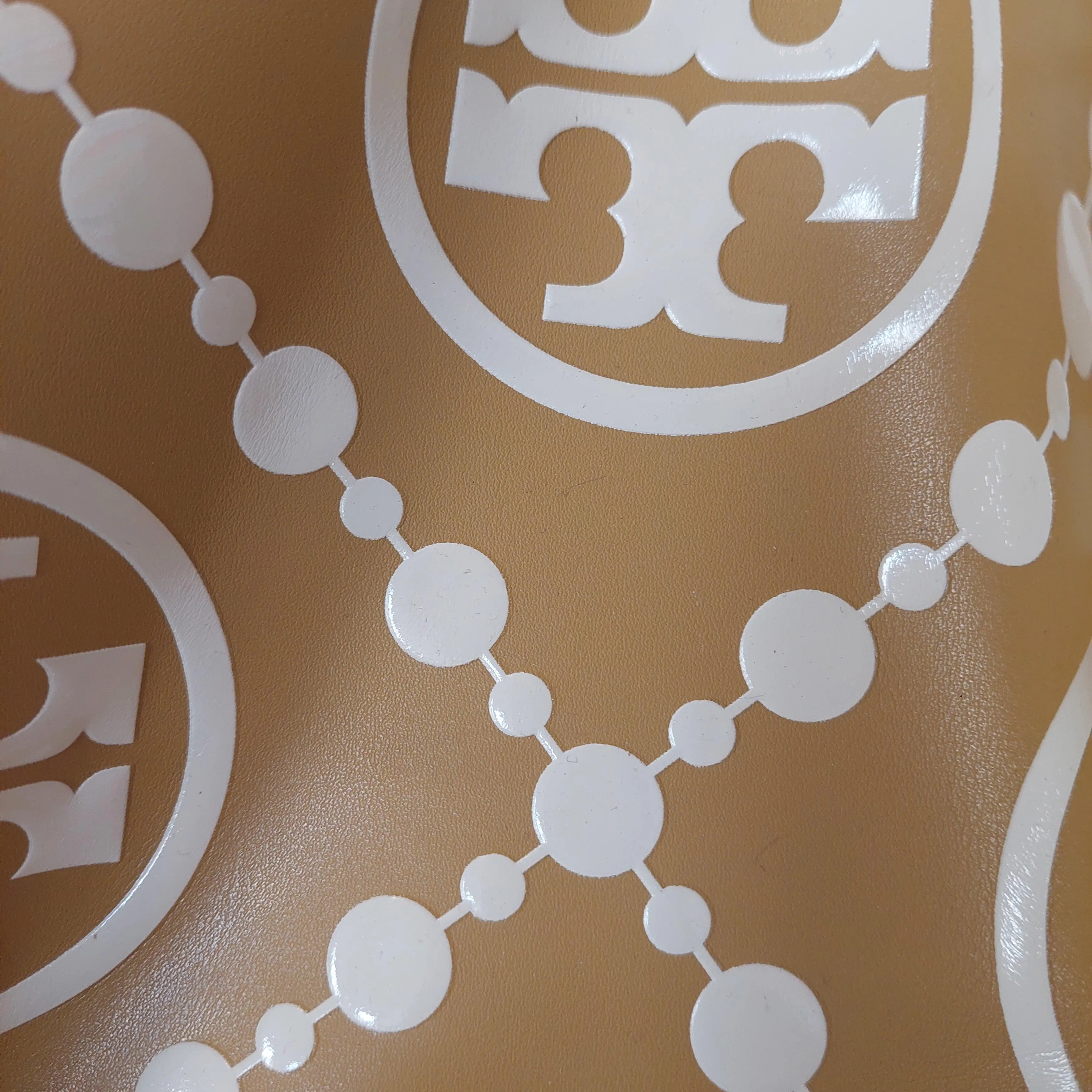 Pre-Loved Treasures - Tory Burch Olive Sprig T Monogram Contrast Embossed Tote | Like New