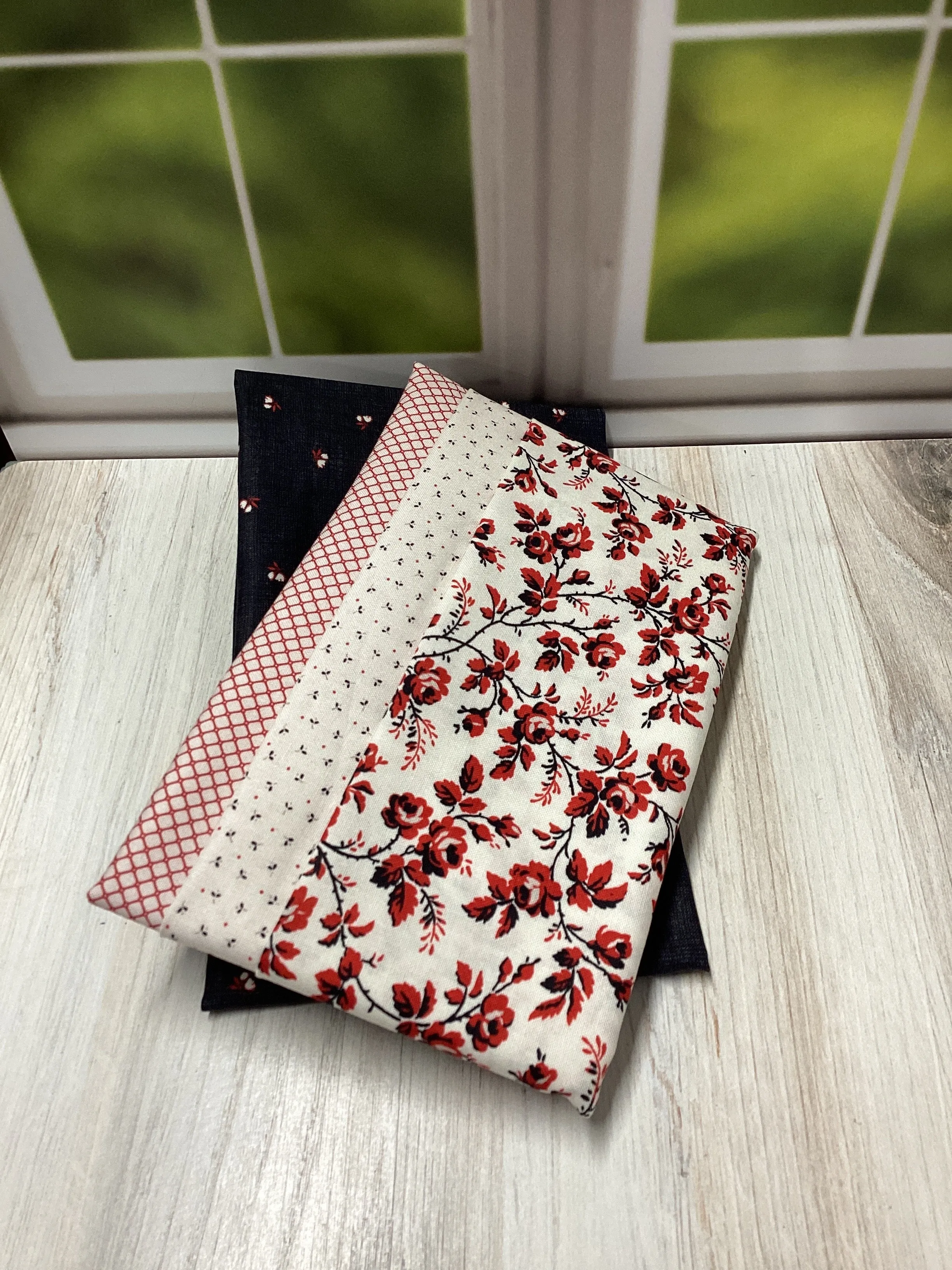 The Zip & Clip Bag